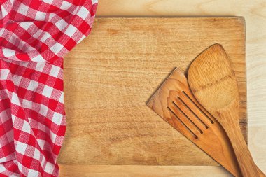 Ahşap arkaplanda masa örtüsü tekstili