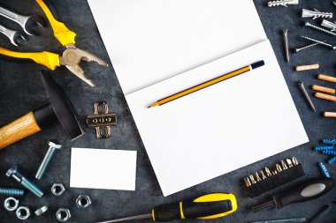 Muhtelif kendin yap araçları ve defter