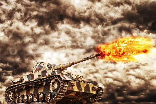 Military Tank Firing — Stock Photo, Image