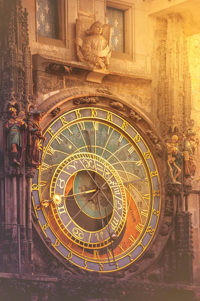 Astronomische Uhr auf dem Prager Altstadtplatz — Stockfoto