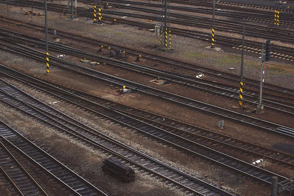 Luchtfoto bovenaanzicht van Rails voor snijden — Stockfoto