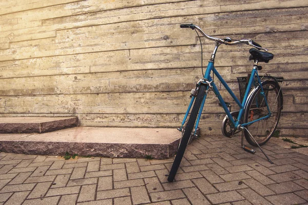 Bicicletta classica vintage blu — Foto Stock