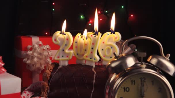 Frohes neues Jahr 2016, romantisches Kerzenlicht — Stockvideo