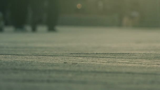 Groupe méconnaissable de personnes comme foule de rue de la ville — Video