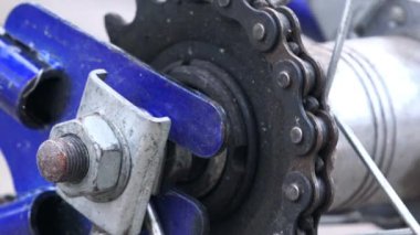 Bisiklet dişli ve zincir