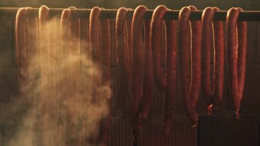 Sigara ev yapımı domuz sosisi