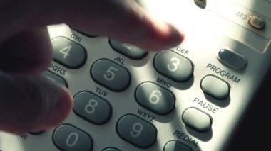 Adam rasgele sayılar sabit hat telefon defterinde arama