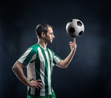 Futbolcu iplik futbol topu