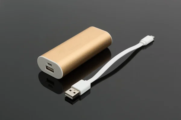 Power Bank i kabel — Zdjęcie stockowe