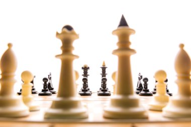 Satranç tahtasındaki rakamlar