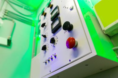 Elektrik kontrol paneli