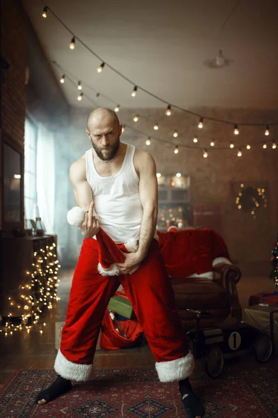 Böser Schamloser Weihnachtsmann Mit Rotem Hut Zwischen Den Beinen Fieser — Stockfoto