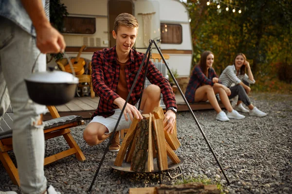 Happy Friends Prepares Cooking Campfire Picnic Camping Forest Youth Having — Stock Photo, Image