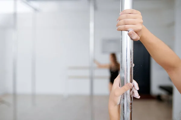 Women Pole Dance Training Dancing Class Girls Perfect Body Shows — Stock Photo, Image