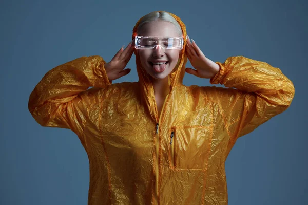 Funny futuristic woman shows her tongue, futurism — Photo