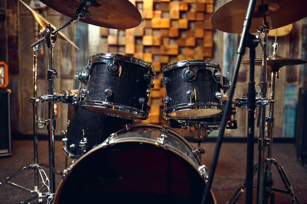Drum kit detailní up, perkuse hudební nástroj — Stock fotografie