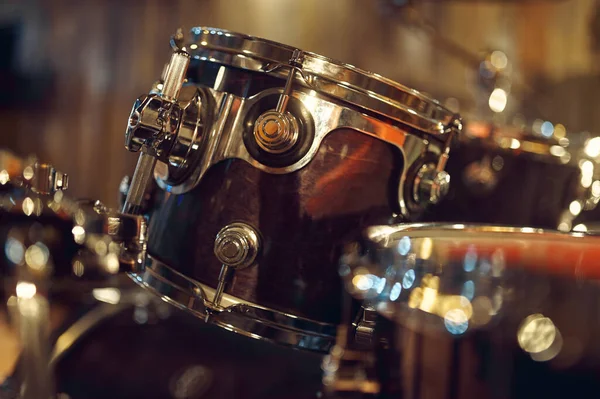 Kit de bateria close-up, instrumento musical de percussão — Fotografia de Stock