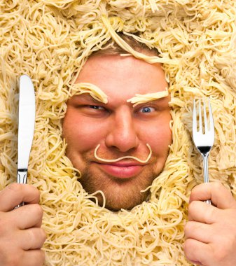 adam makarna