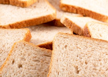 yığın ekmek dilimleri