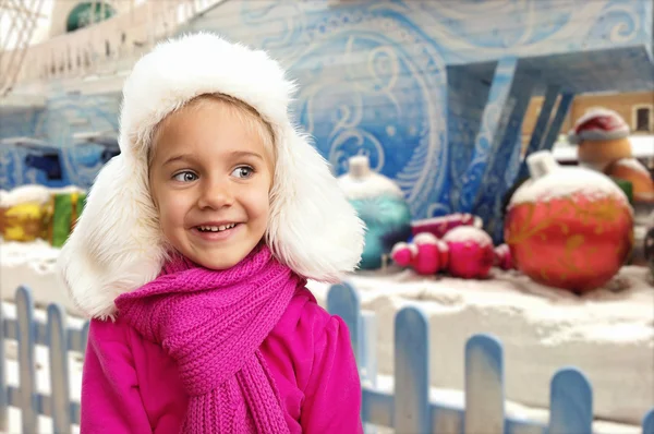 Mała dziewczynka w zimie — Zdjęcie stockowe