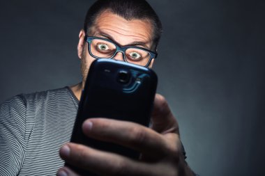 adam ile hareket eden