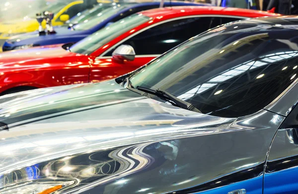 Close up of cars in a row — Stock Photo, Image