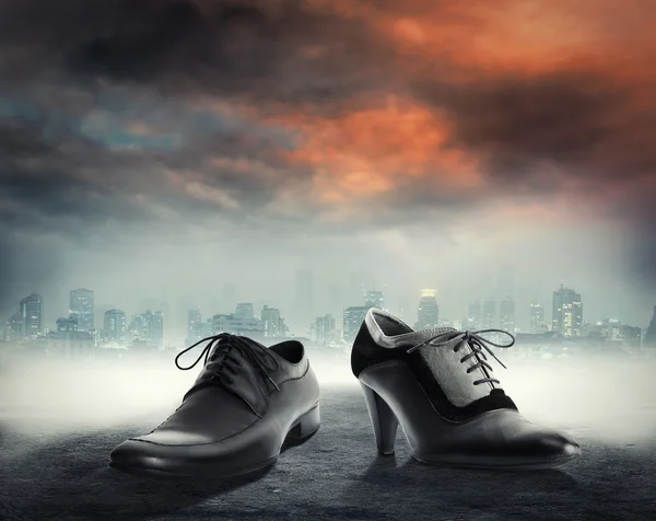 Mannelijke en vrouwelijke schoenen voor partij — Stockfoto