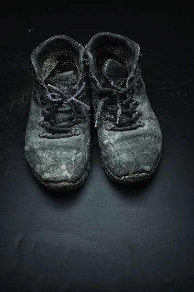 Old worn out shoes — Stock Photo, Image