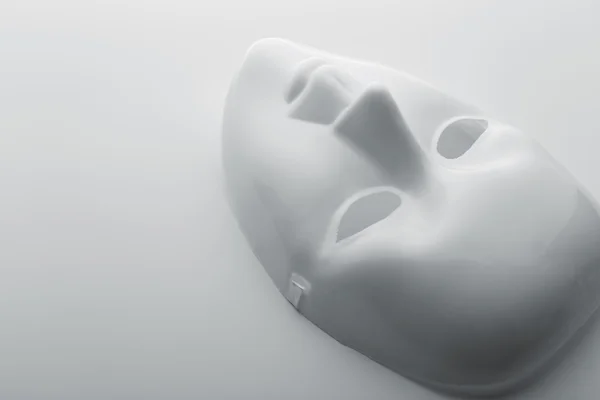 Weiße Gesichtsmaske — Stockfoto
