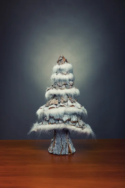Kleine decoratieve kerstboom — Stockfoto