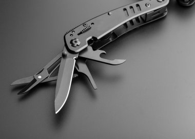 Multitool bıçak açıldı