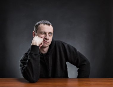 dalgın adam düşünme
