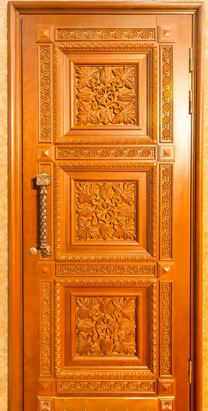 Facade of wooden door — Stock Photo, Image