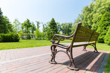 yeşil park Bench