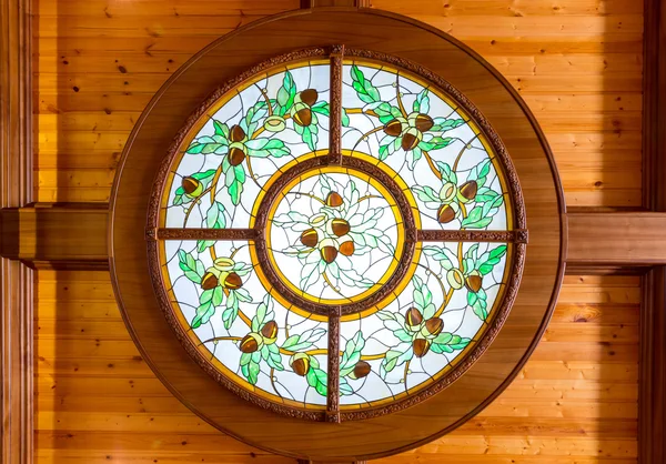 Round bella finestra macchiata — Foto Stock