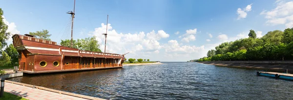 Mezhigirya residence of Yanukovich — Stock Photo, Image