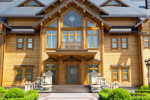 Mezhigirya residence of Yanukovich — Stock Photo, Image