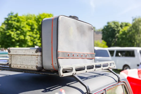 Anciennes valises grises — Photo