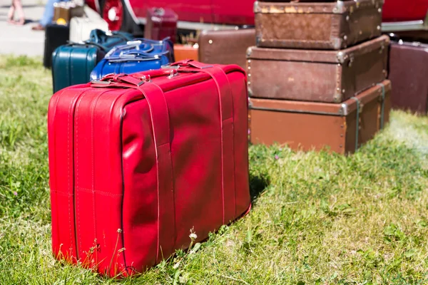 Many old suitcases — Stock Photo, Image