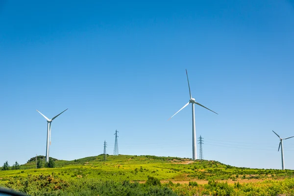 Windmills in the valley — Stock Photo, Image