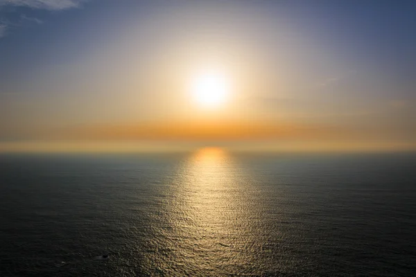 Mar y cielo al atardecer — Foto de Stock