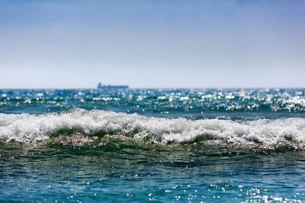 Calm Coastline with wave — Stock Photo, Image