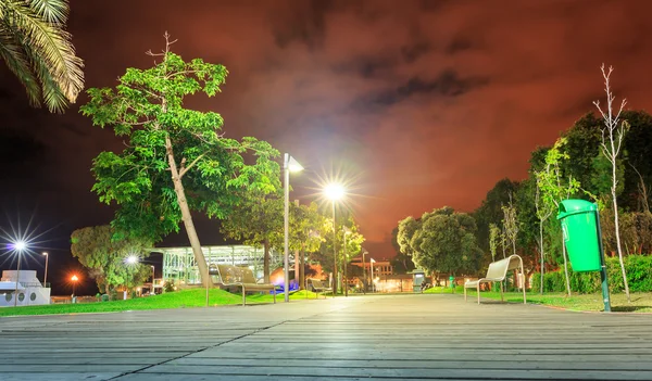 Evening street witn benches — Stock Photo, Image