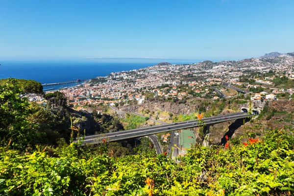 Красивый прибрежный город в Португалии — стоковое фото