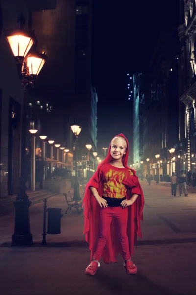 Bambina in costume — Foto Stock