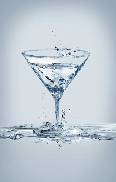 Szkło wodne Martini — Zdjęcie stockowe