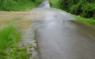 inondation bir yol