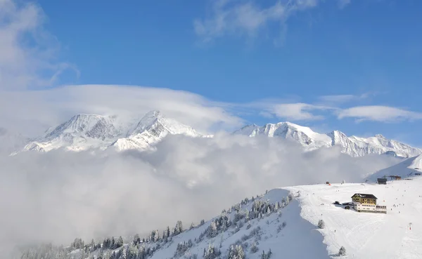 Mountain landscape in winter — Stock Photo, Image