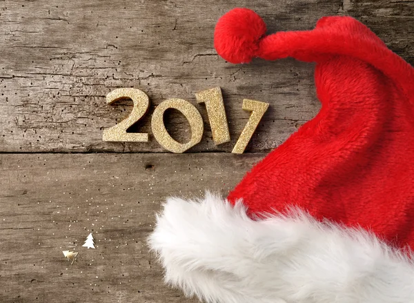 2017 mit Weihnachtsmannmütze — Stockfoto