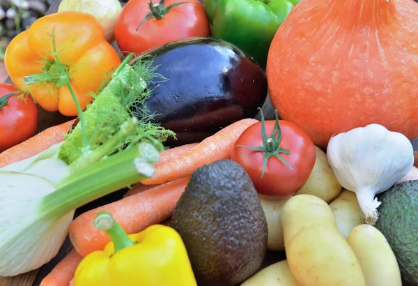 Chiudere Varie Verdure Colorate Alla Rinfusa — Foto Stock